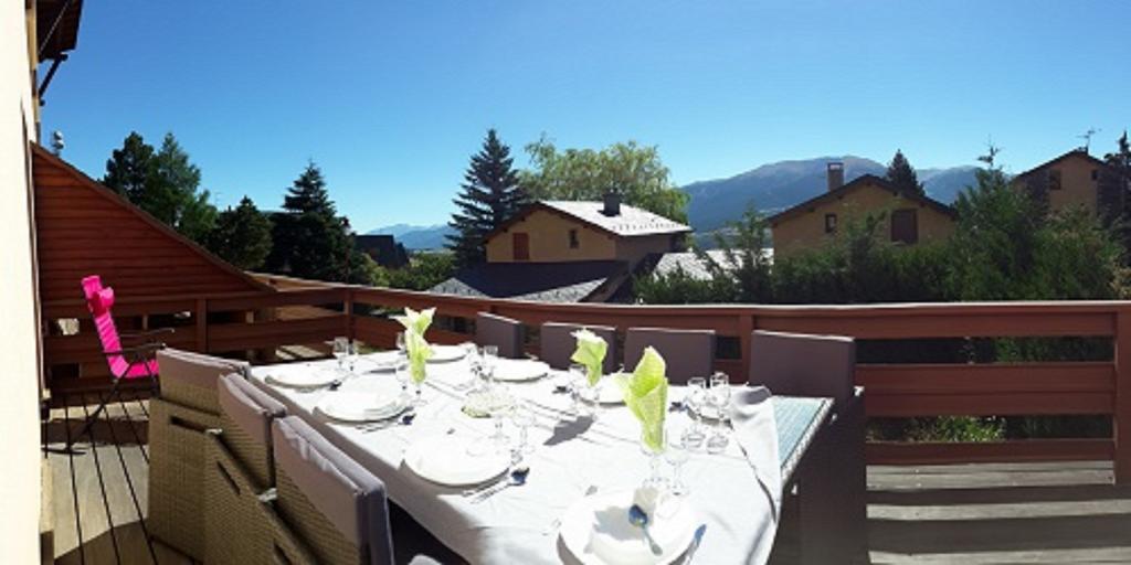 Residence Campredon - Decoration Typique - 25M2 De Terrasse Amenagee Plein Sud Avec Vue Panoramique - Internet - Jardin - Parking - Navette - Linge Et Menage En Options Payantes Font-Romeu-Odeillo-Via Екстериор снимка
